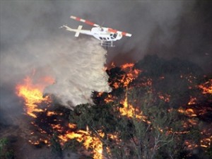 740935-fire-still-threatens-vic-grampians-towns